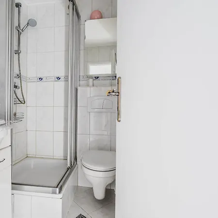 Nice House 1,4 Km From Hannover Exhibition Centre * הנובר